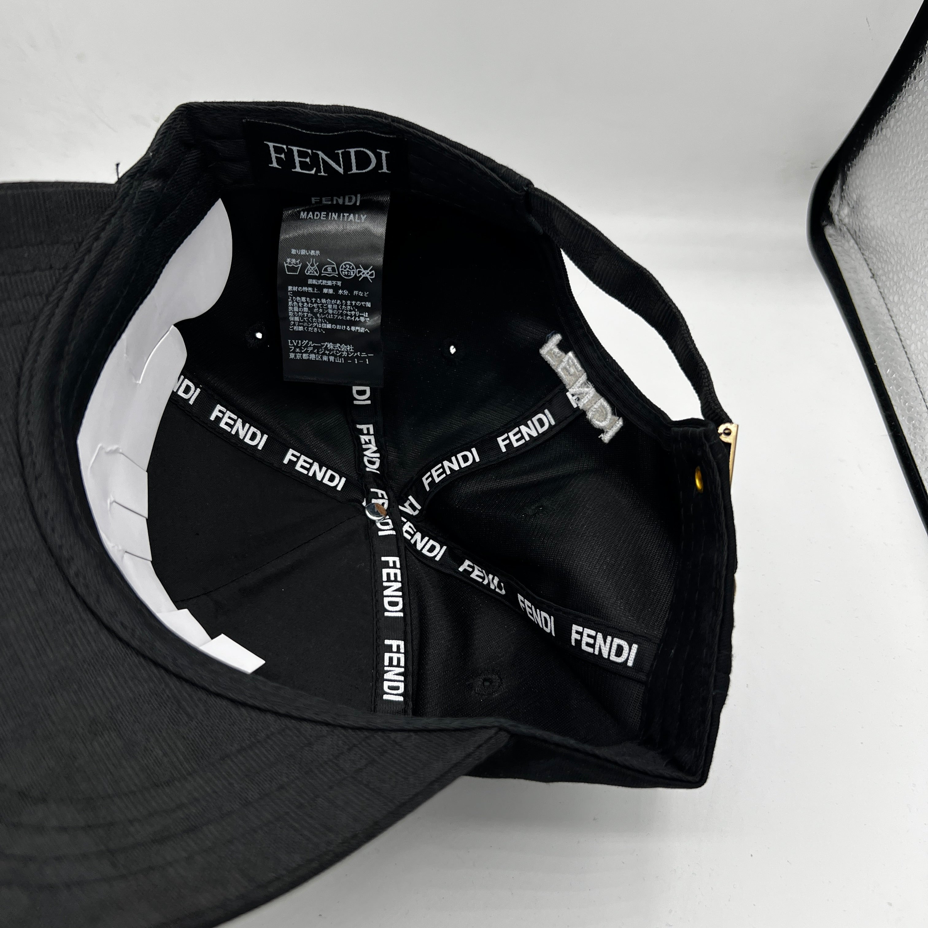 BRAND CAP