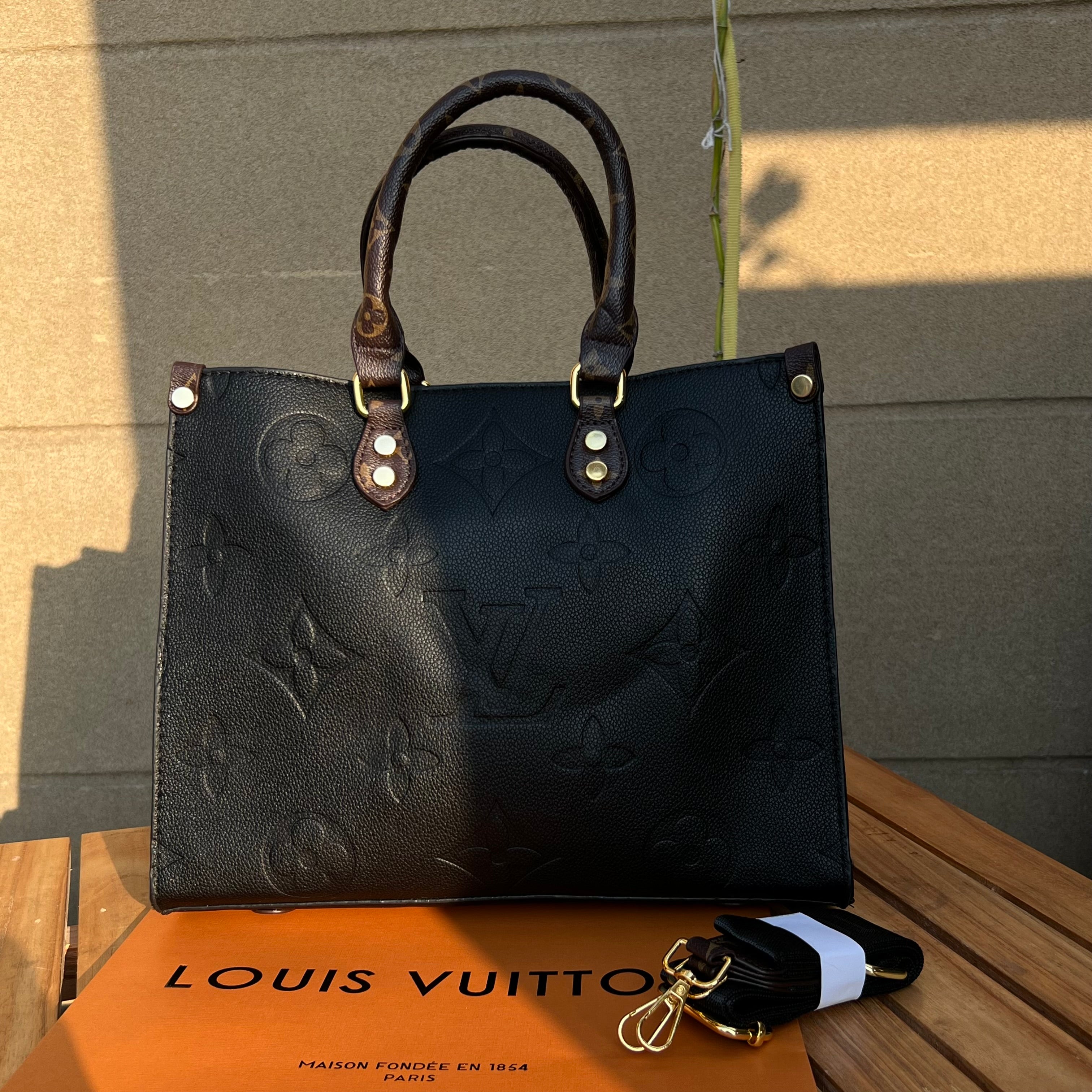 L-V high quality Ladies bag LB03w